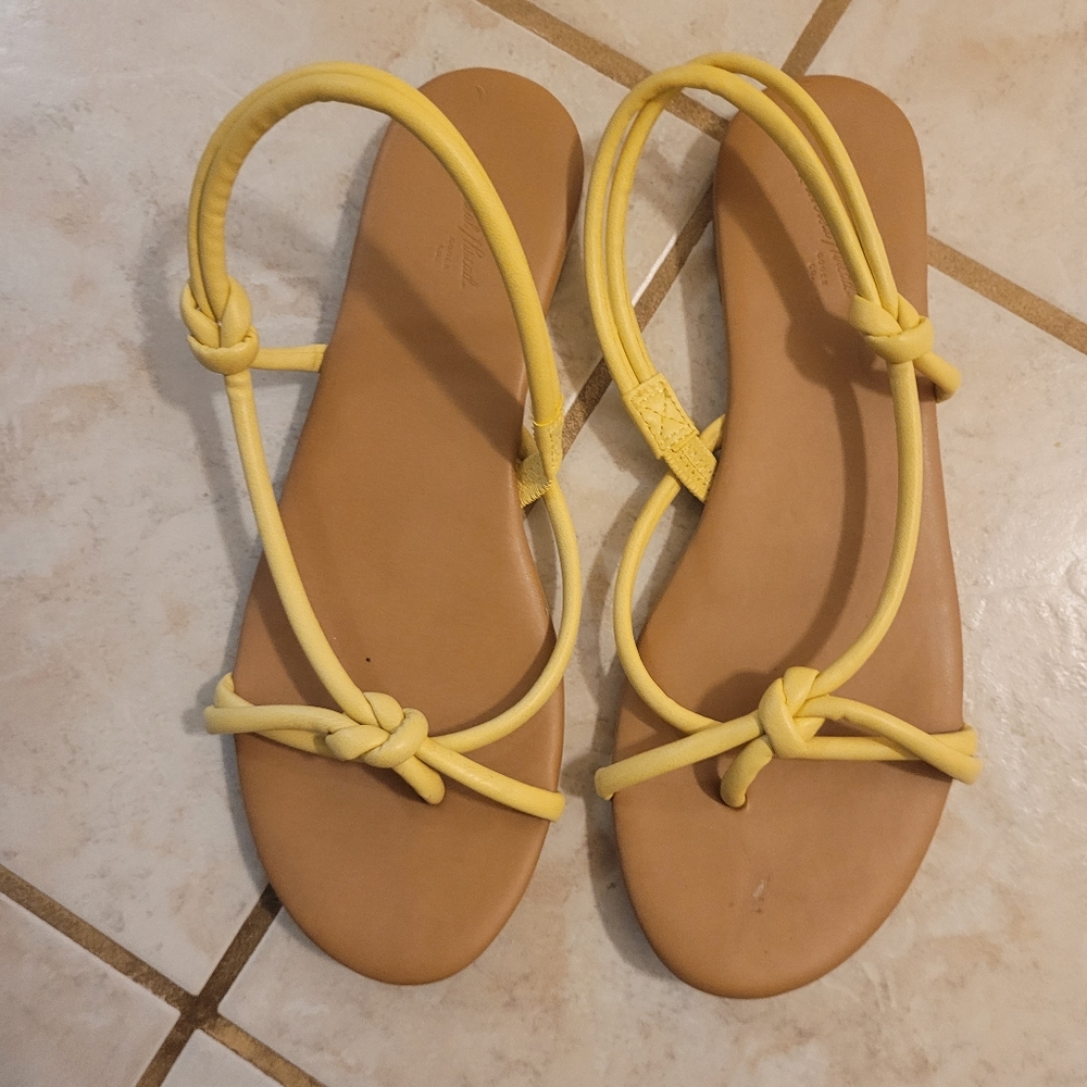 Sandals - Picture 7 of 7